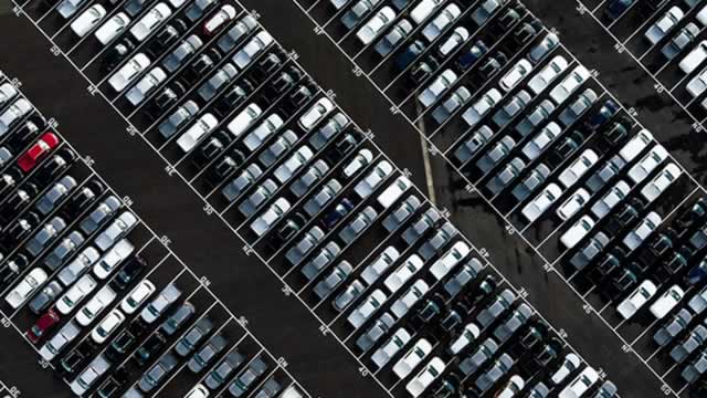 3 Fortress Dividend Stocks Set to Thrive, Even if the Economy Slumps