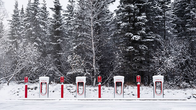 Musk Bashes Spending Bill, Trump Threatens Tesla Subsidies