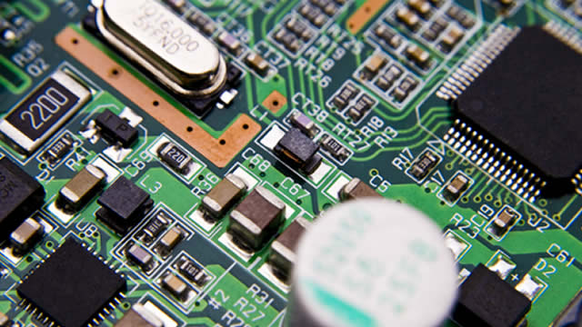 Stock Market Reverses Lower As Palantir, Tesla Plunge; Broadcom Slides On Earnings